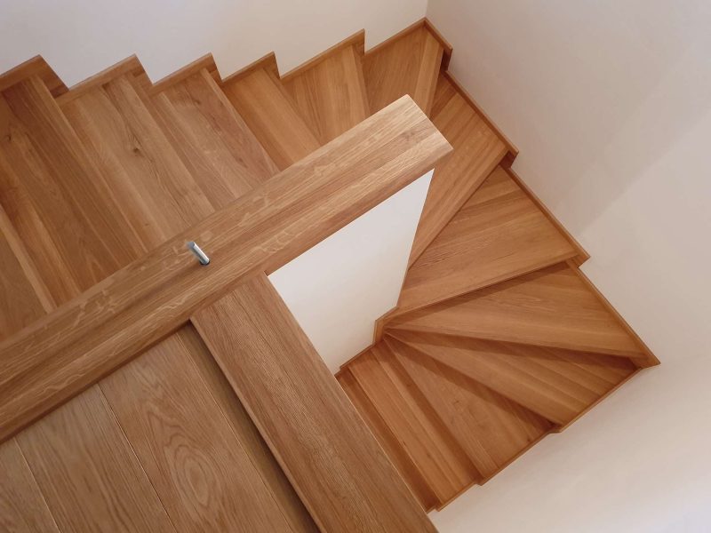 Dubový masiv vyrobený k podlaze OLD CHAPEL