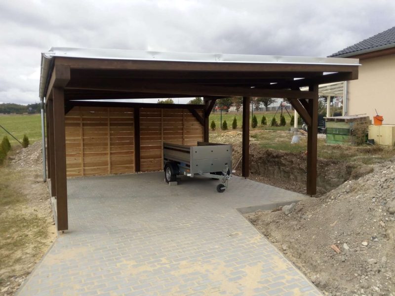 Garážové stání (2)