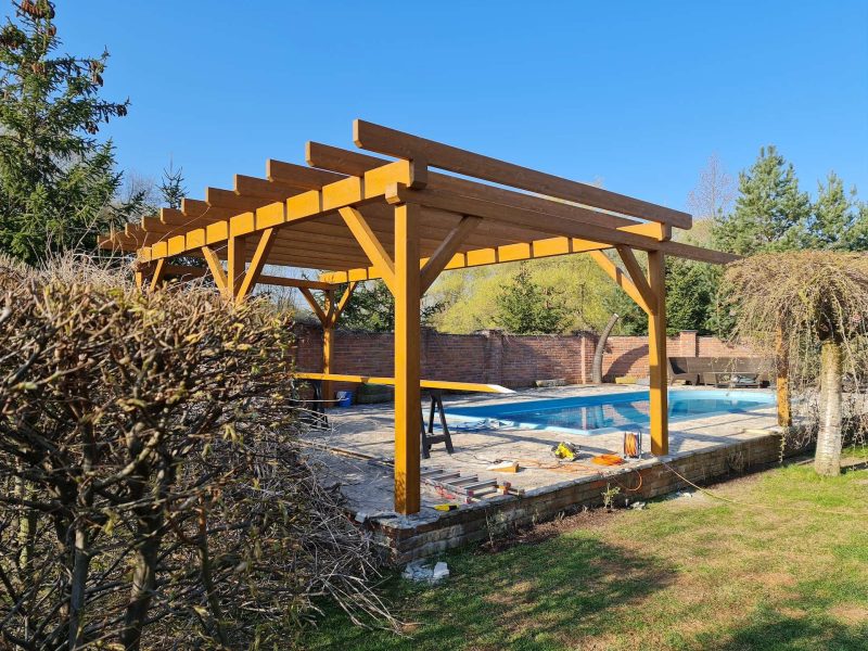 Pergola pouze se slunolamy